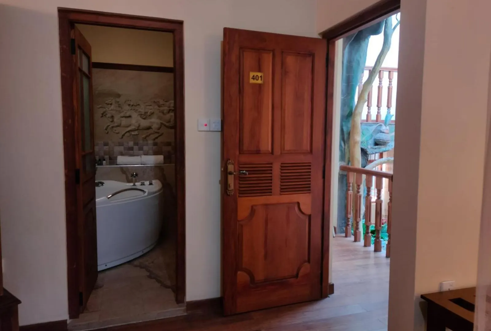 Heaven Palace Kandy Hotel